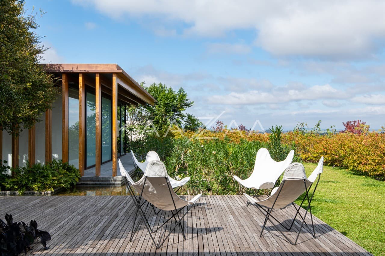 Luz, arquitetura, sofisticação: uma casa modelo na Quinta da Baroneza - Foto 4