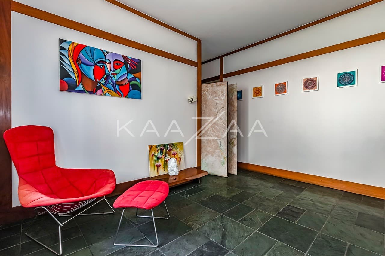 Área gourmet, piscina, atelier, pomar, lago de carpas e vista panorâmica. Casa para comtemplar a vida, no Jardim Guedala. - Foto 16