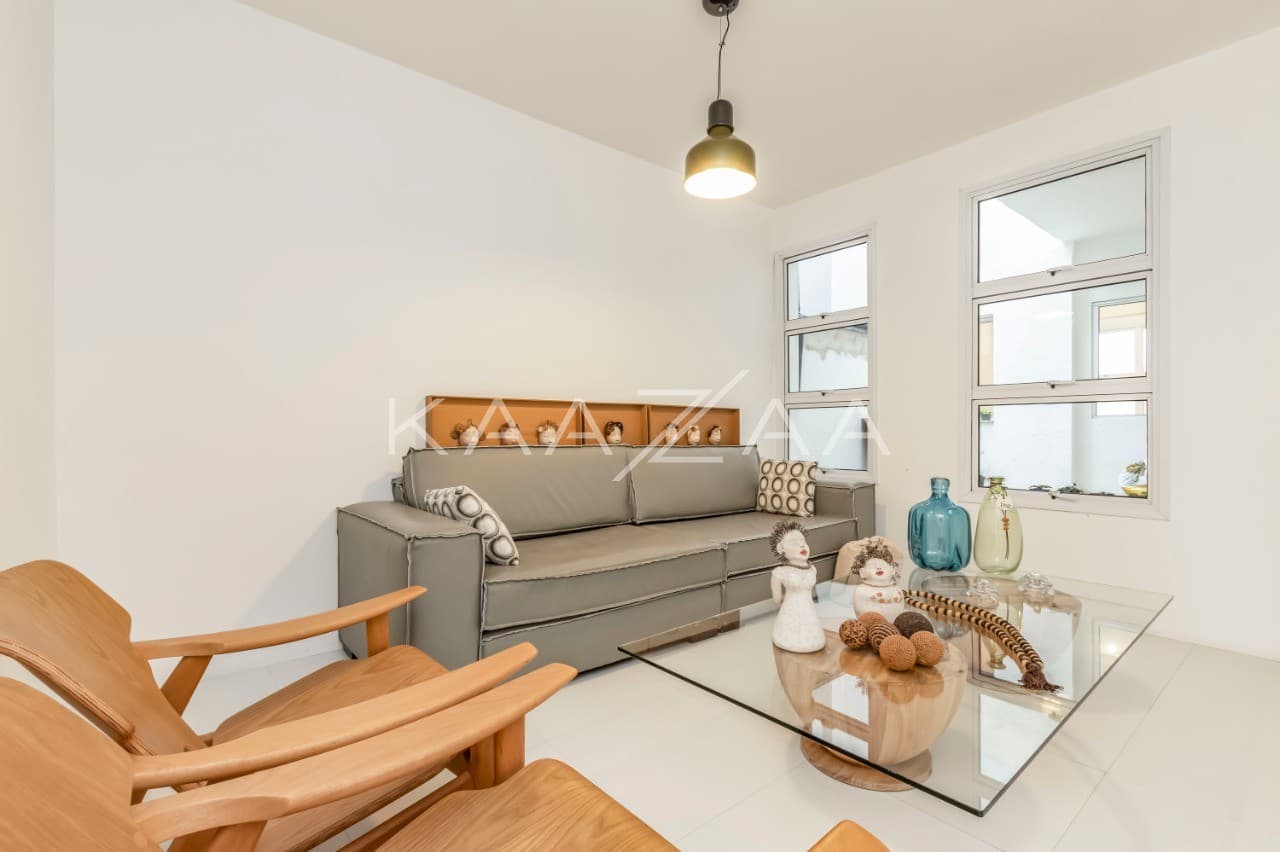 Casa fresca e acolhedora, para uma rotina de tranquilidade. Em ótima localização, na Vila Nova Conceição. - Foto 1