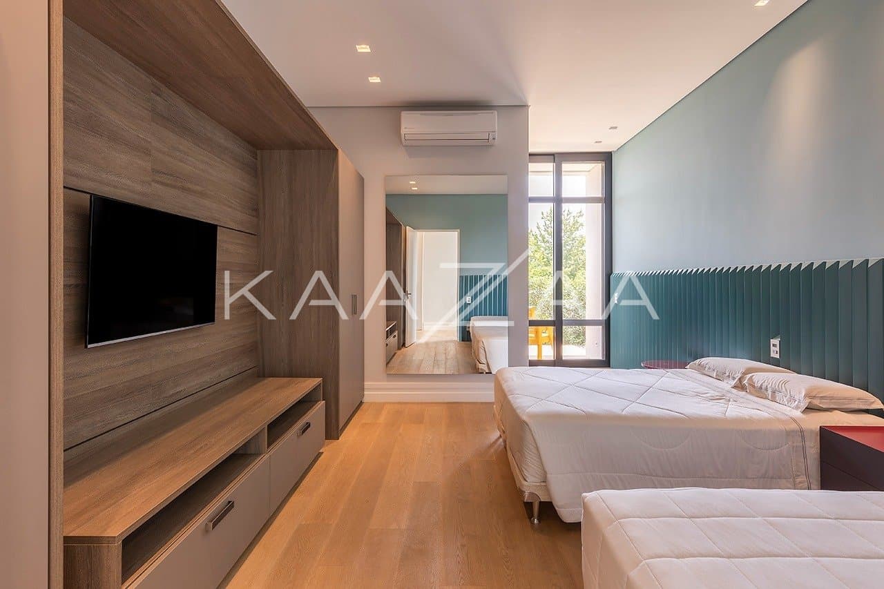 Projeto moderno, arrojado e com muita qualidade nos materiais. Casa na Quinta da Baroneza. - Foto 57
