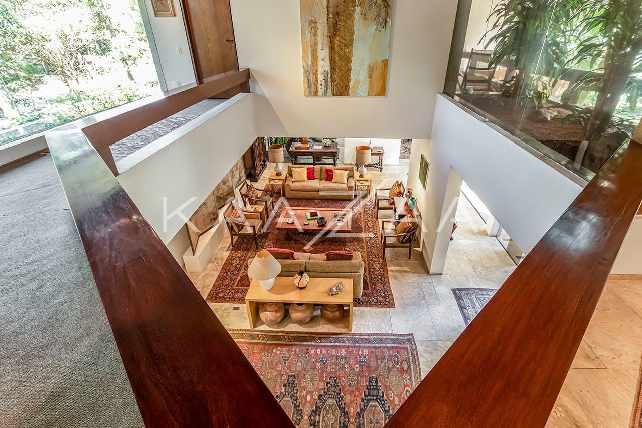 Com ares de casa de campo, uma residência espetacular no Jardim América. - Foto 26