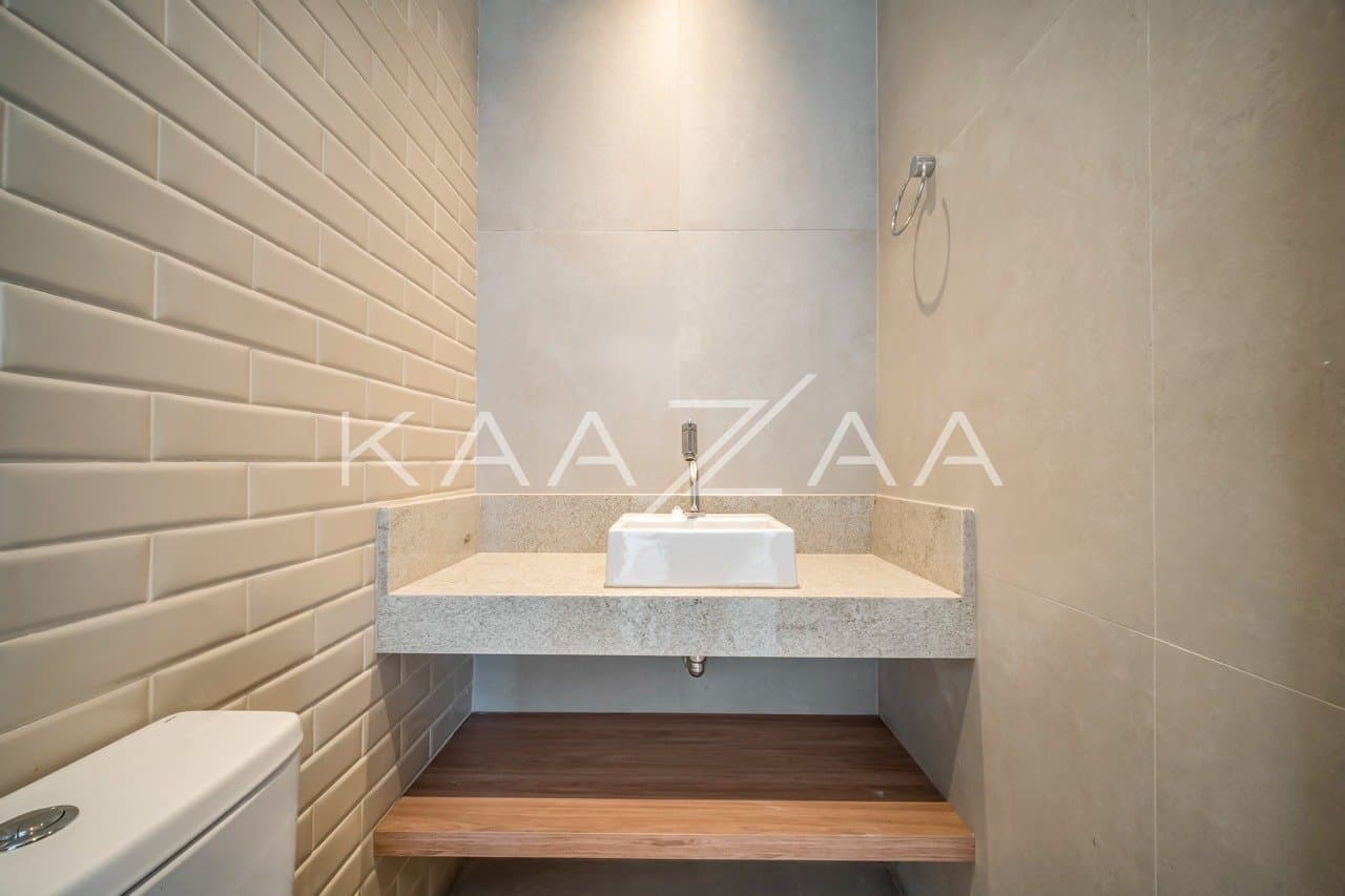 Venha conhecer essa casa e transforme-a no seu refúgio de tranquilidade no Jardim Guedala. - Foto 24