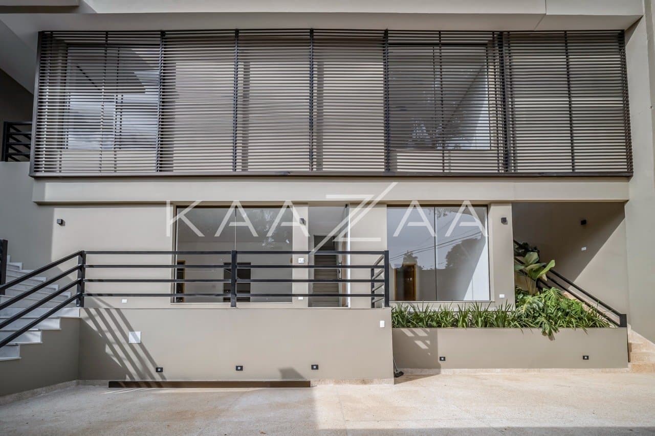Venha conhecer essa casa e transforme-a no seu refúgio de tranquilidade no Jardim Guedala. - Foto 1