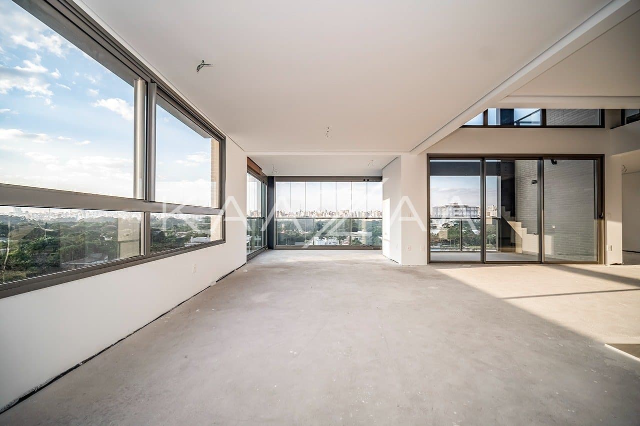 Em frente ao Parque Ibirapuera, um empreendimento rodeado de verdes. Apartamento Duplex em Moema. - Foto 1