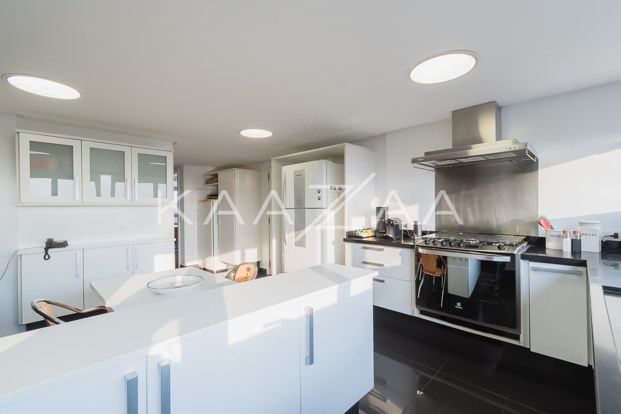 Apartamento Duplex em andar alto, projeto autoral e vista estonteante em Pinheiros. - Foto 15